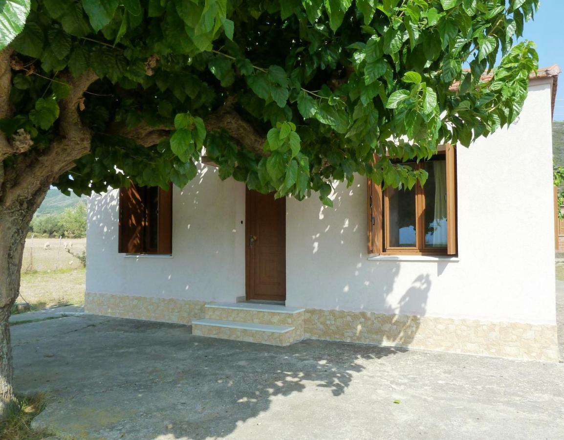 Seaside Residence In Nafpaktos Luaran gambar