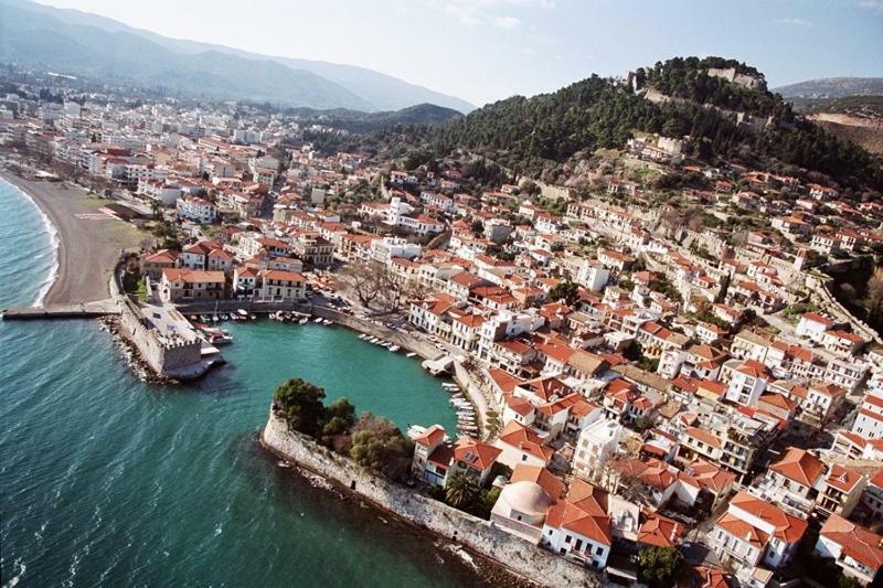 Seaside Residence In Nafpaktos Luaran gambar